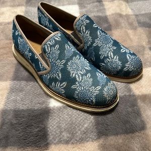 RARE floral design Cole Haan Loafer